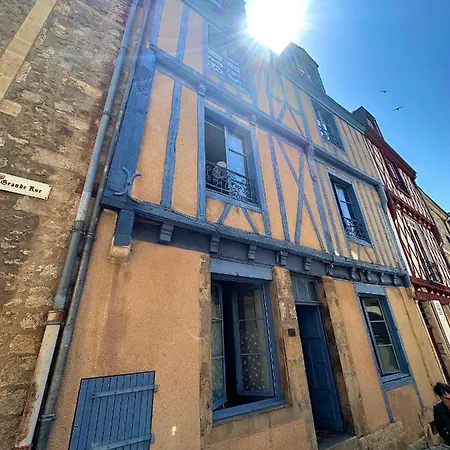 Vieux Mans Апартаменты